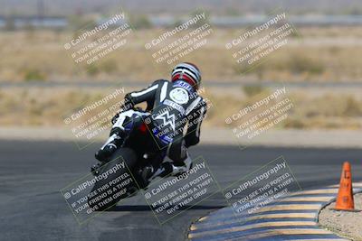 media/Apr-10-2022-SoCal Trackdays (Sun) [[f104b12566]]/Turn 11 Backside (945am)/